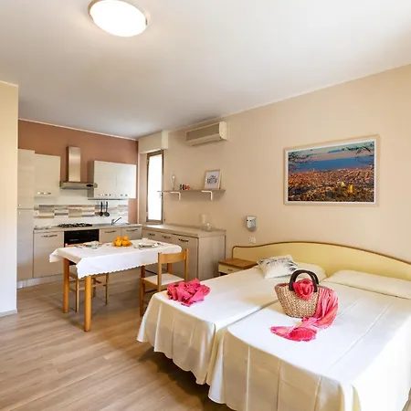 Motiv Διαμέρισμα Ριτσιόνε